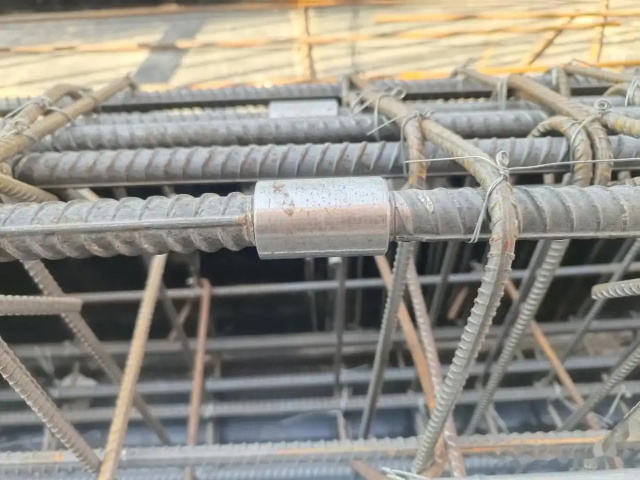 石拐防水直螺纹套筒 地下车库人防工程专用防锈接头